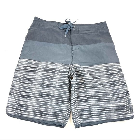 Hang Ten Boys Gray Board Shorts XL - Picture 1 of 5